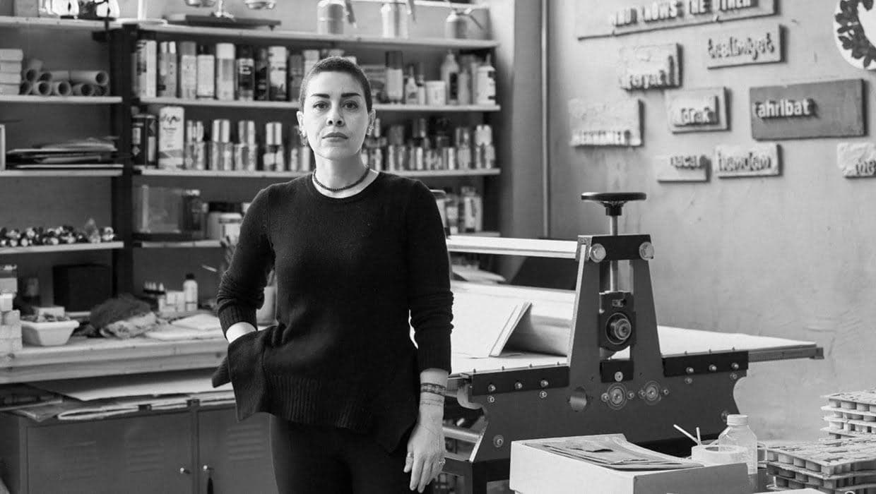 Leyla Emadi: Sanat, Kendimi İyileştirme Yolum