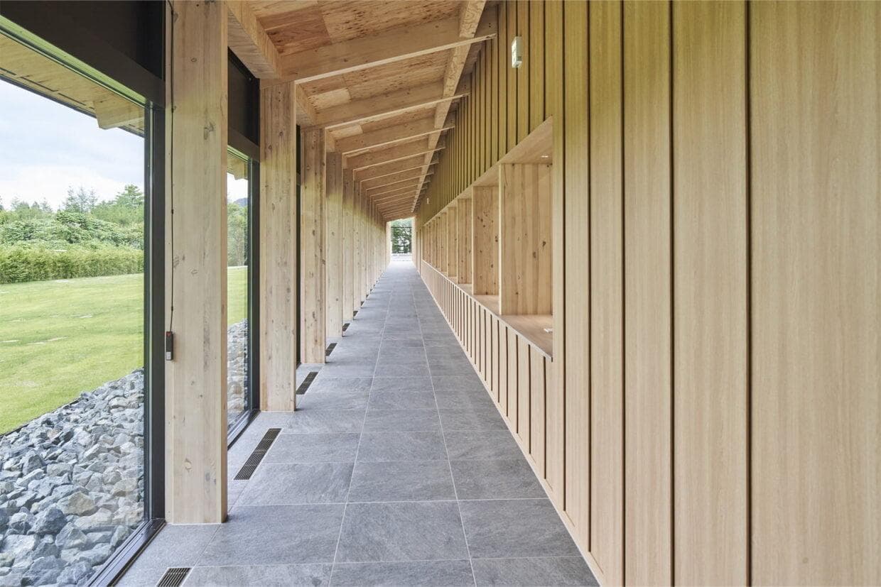 10 corridor