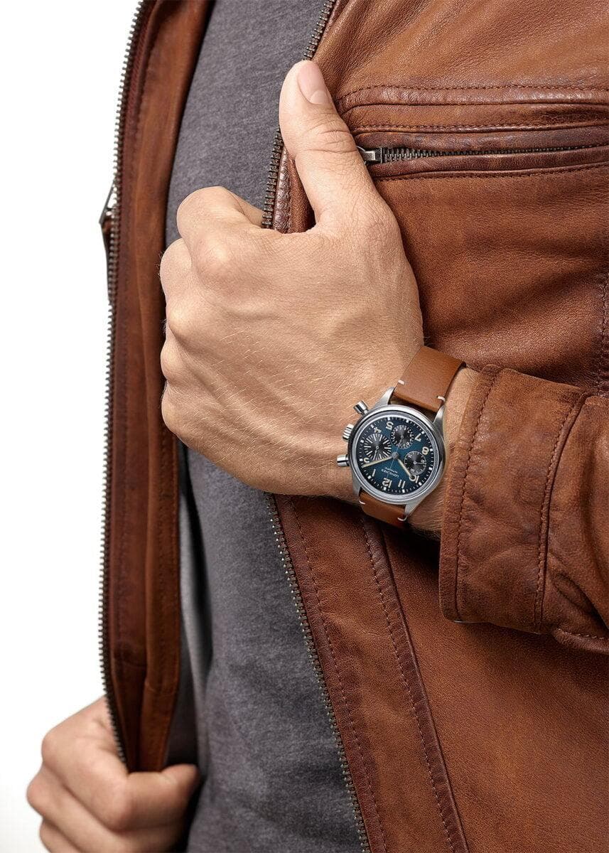 30’ların Pilot Saatine Titanyum Yorumu