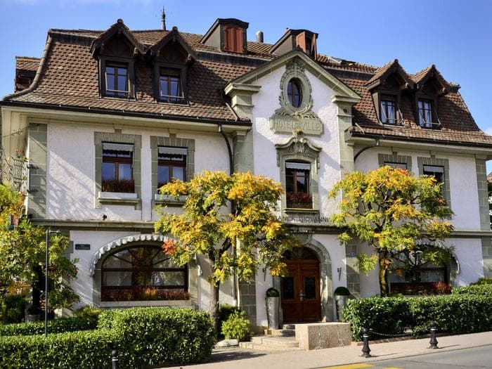 Restaurant de lHotel de Ville3