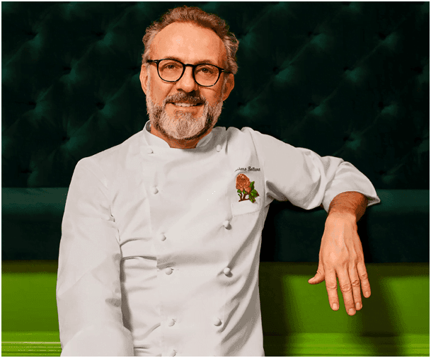Dünyanın en iyi şeflerinden biri olan 58 yaşındaki İtalyan şef, 2016’da Osteria Francescana ile Dünya’nın En İyi 50 Restoranı listesinde ilk sıranın sahibi olmuştu.