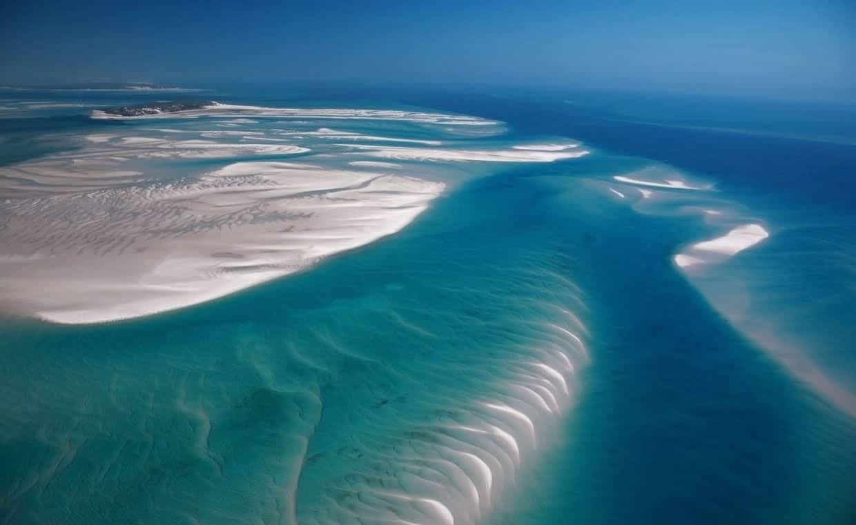 Bu görsel boş bir alt niteliğe sahip; dosya adı azura2-1240x761.jpg