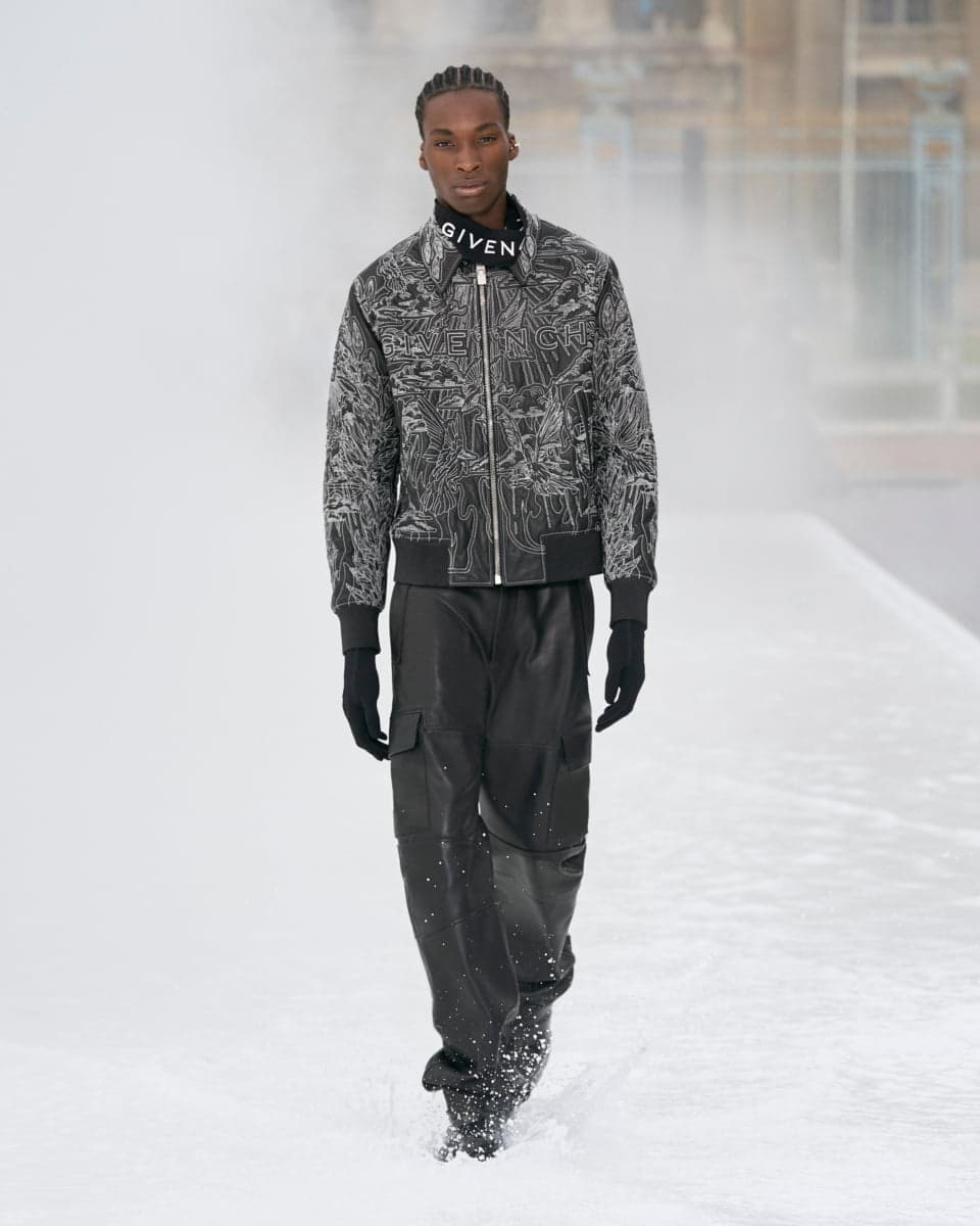 GIV SS23 LOOK 02