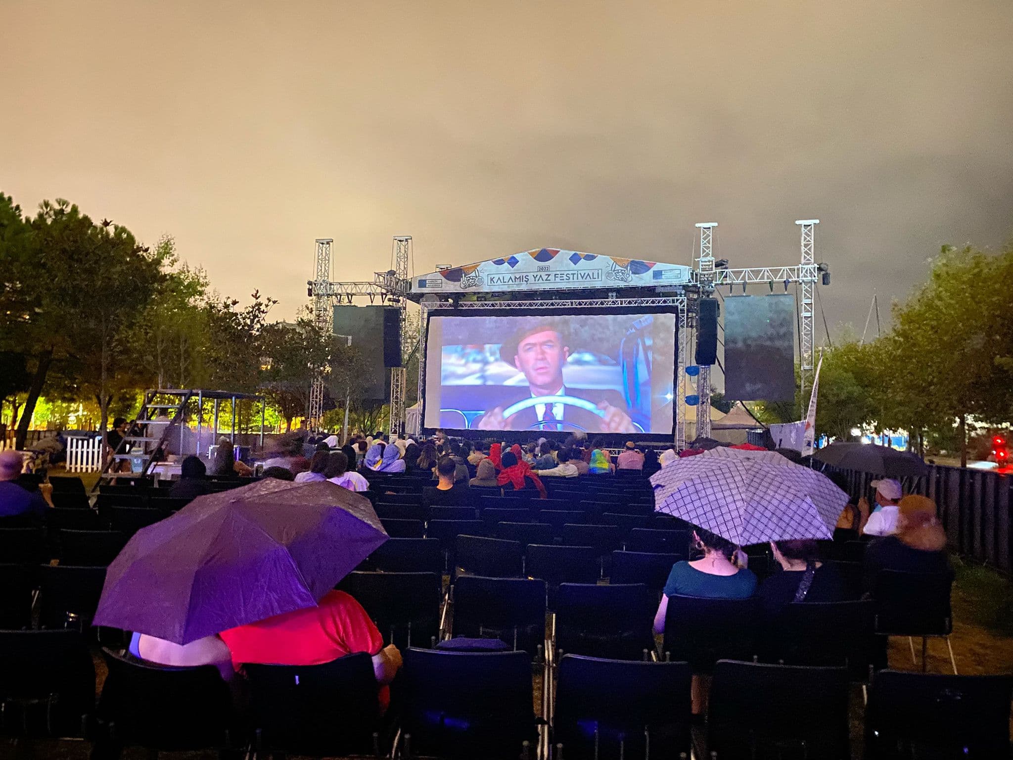 İstanbul Açık Hava Sinemaları, Yıldızlar Altında Sinema