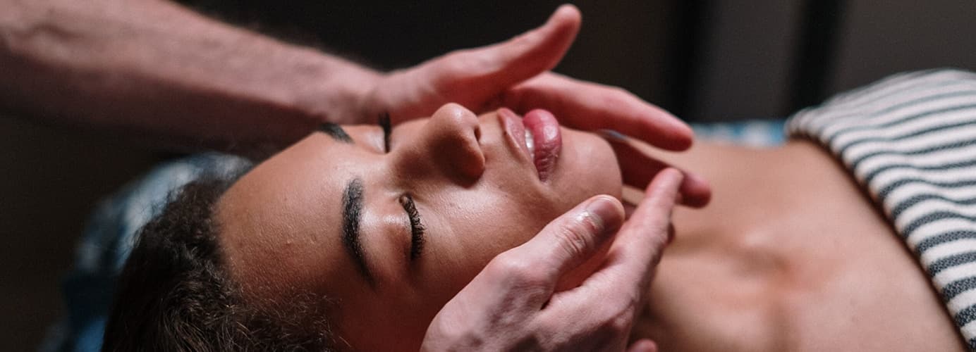 Kış Aylarında Uygulanabilecek 5 Profesyonel Cilt Bakımı