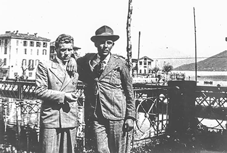 Carlo Riva bir arkadasiyla