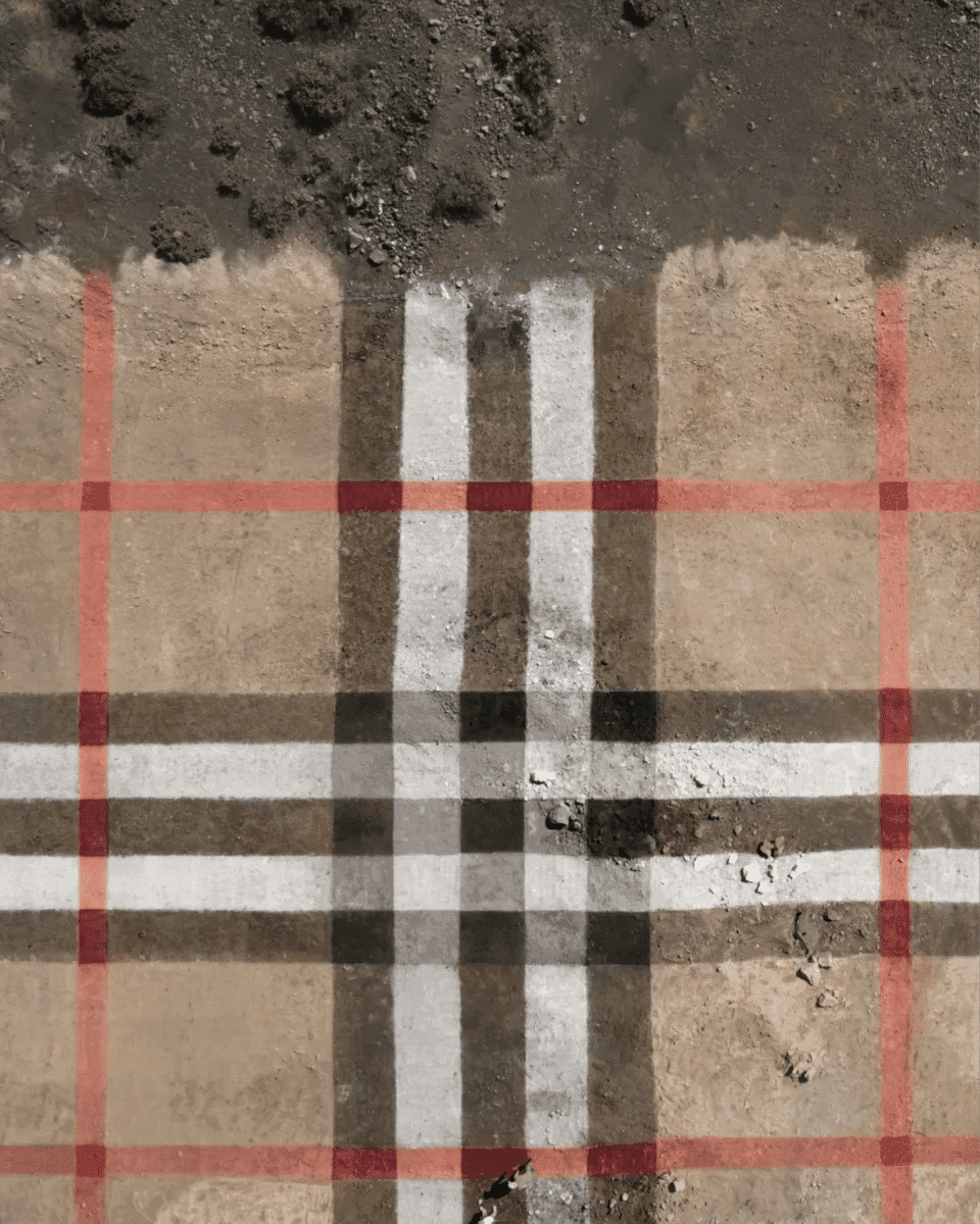 Love from the Canary Islands, Burberry.
