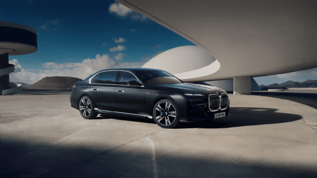 From BMW’s Flagship: New BMW 7 Series Sedan