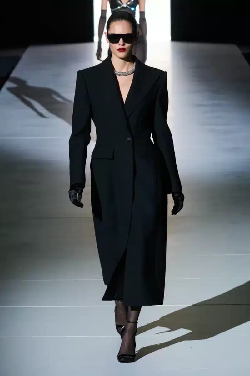 GREAT BLACK COAT Dolce Gabbana