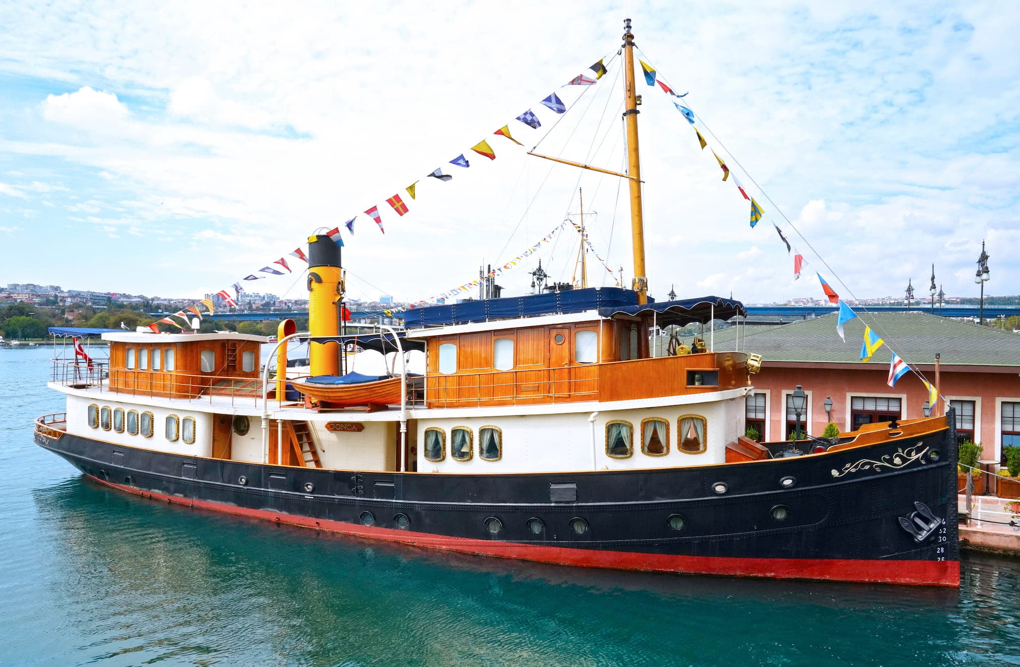 Gonca Buharlı Gemisi