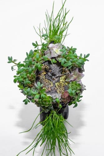 H. Moser & Cie 8327-1200