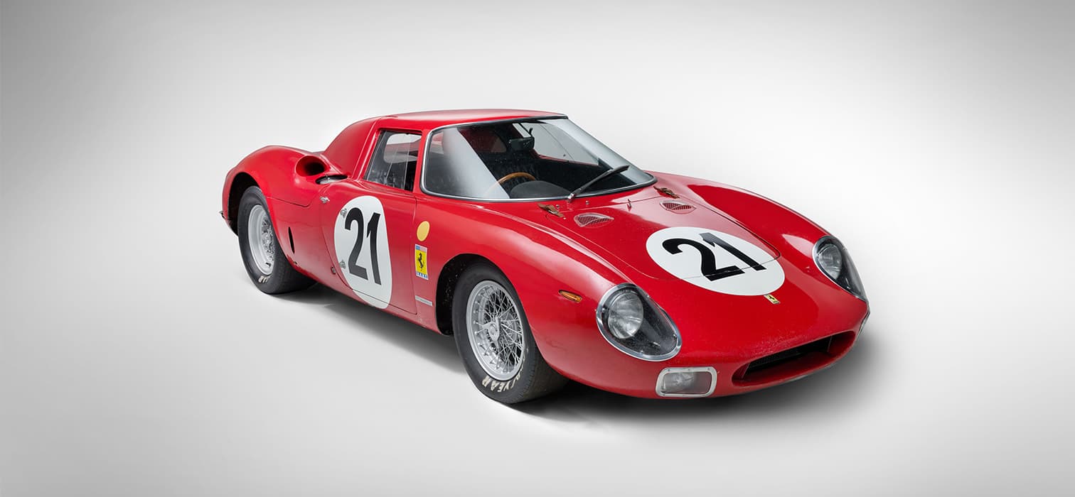 2025 Otomobil Açık Artırmaları İçin Nefesler Tutuldu: Yeni Rekor Mu Geliyor?