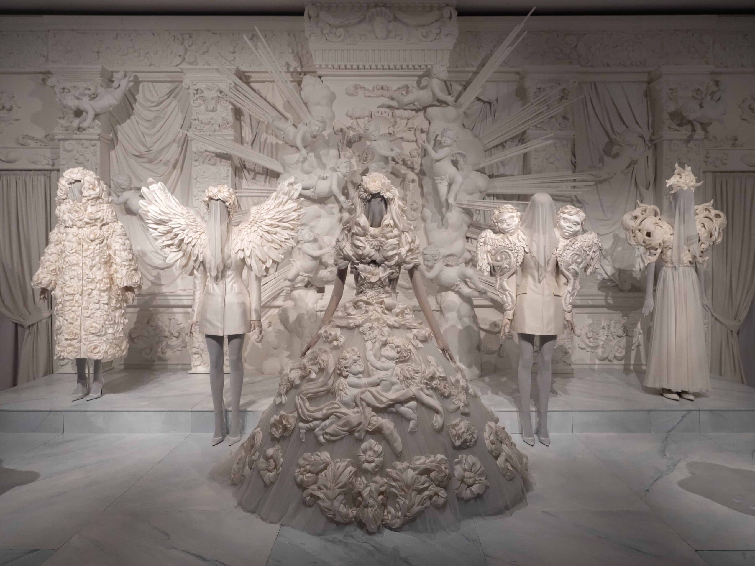 kalpten ellere dolce gabbana 03 1