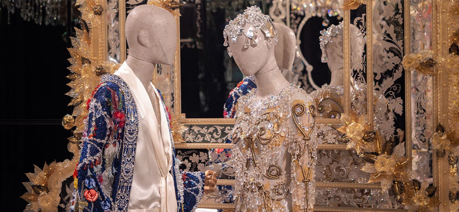 Kalpten Ellere: Dolce&Gabbana’nın Büyülü Dünyası Paris’te