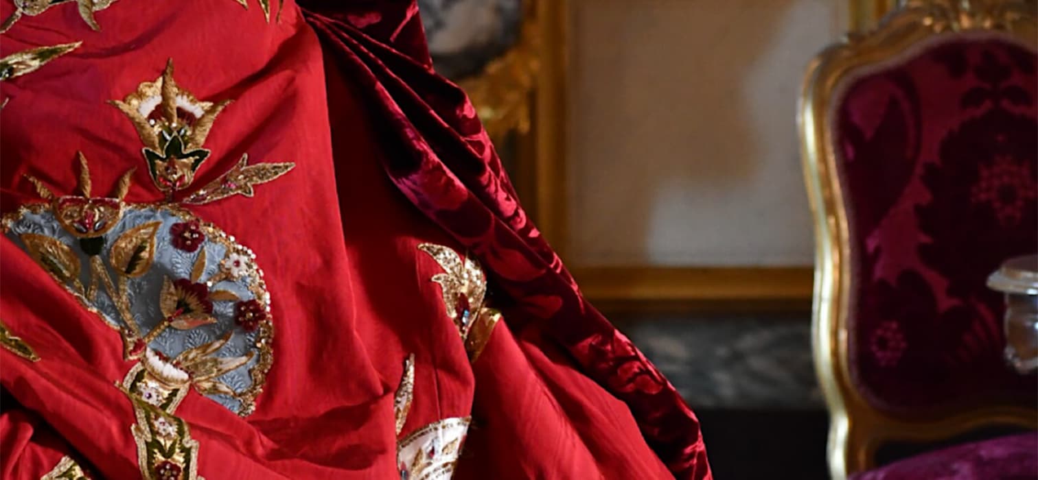 The Intersection of Fashion and Art at the Louvre Exhibition