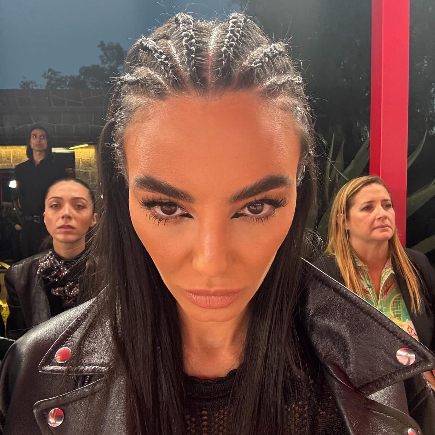 2025in 10 guzellik trendi 01 1 edited