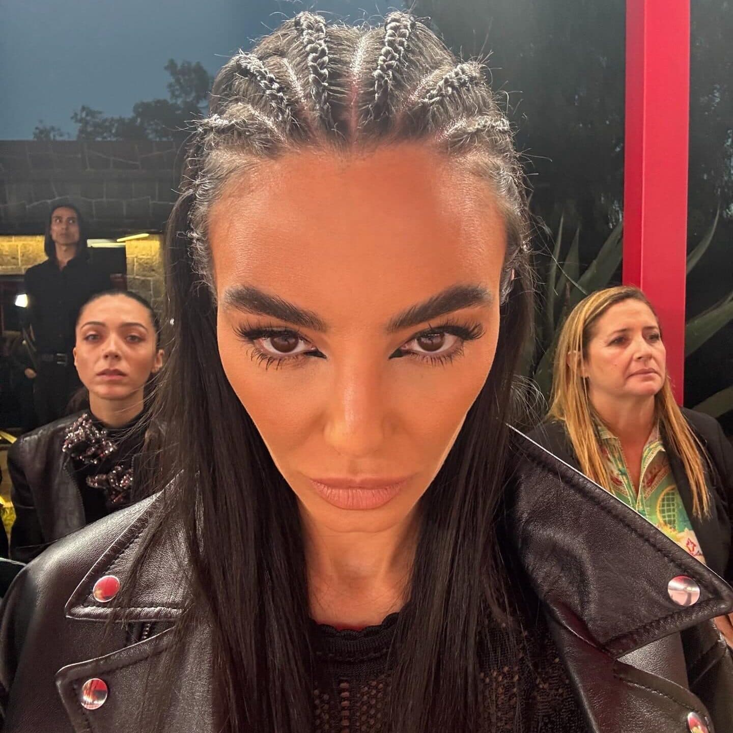 2025in 10 guzellik trendi 01 edited