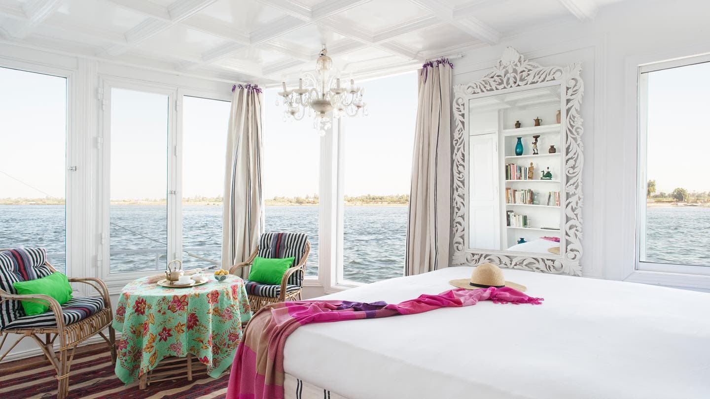 sira disi 10 cruise rotasi nil 03