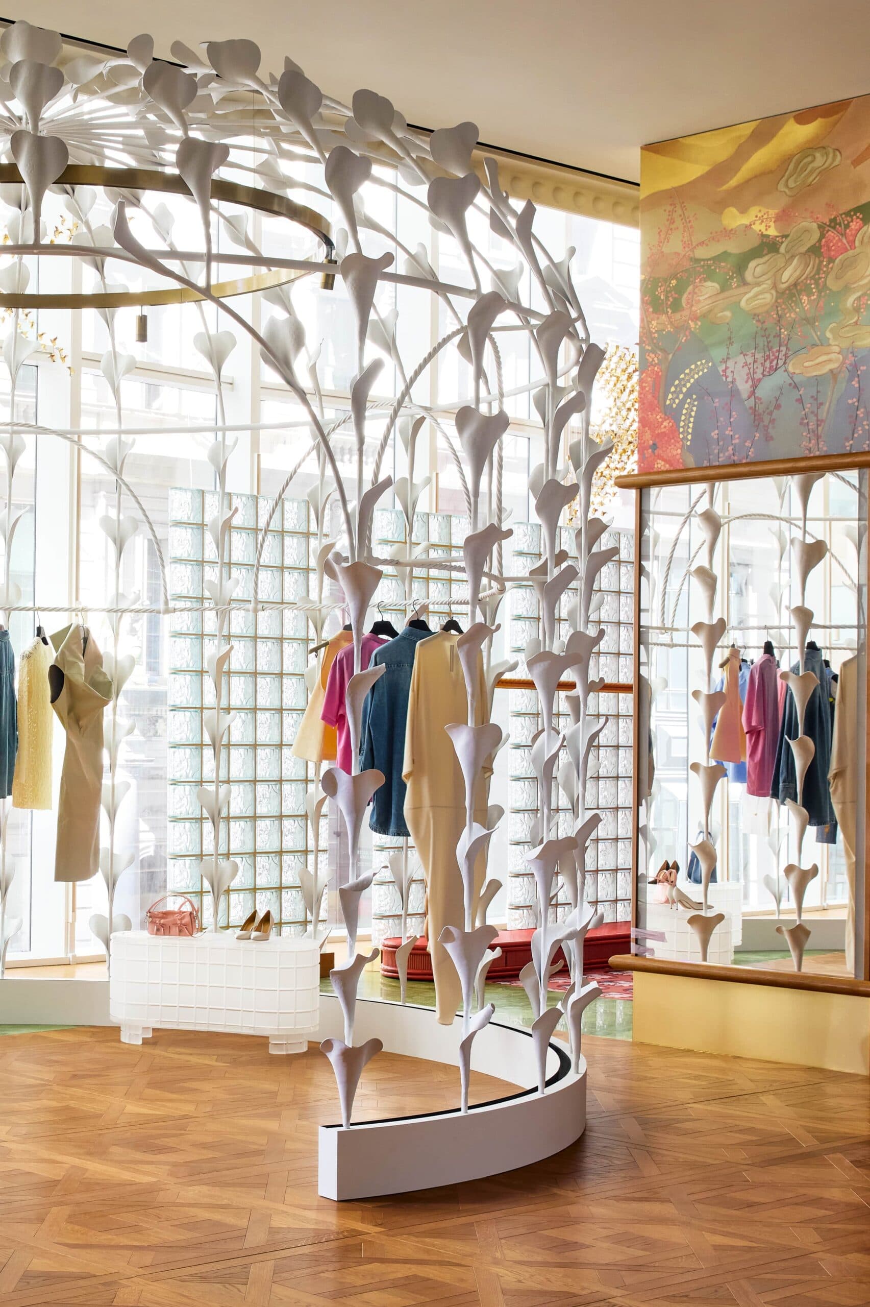 Printemps Salon Birdcage 1