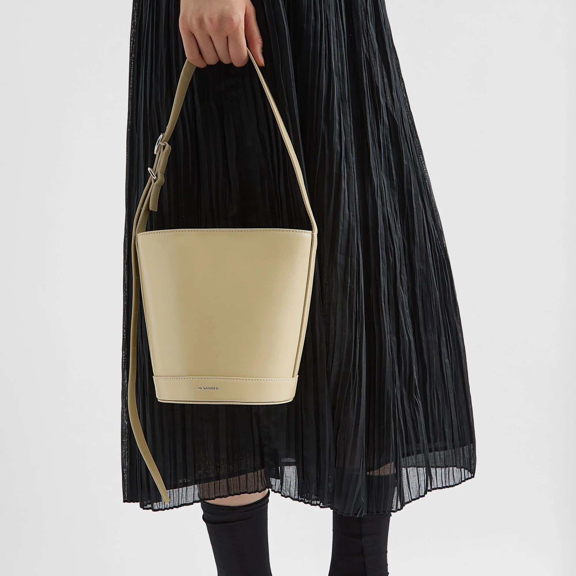 J07ZH0059 P5355 265 E 1 edited