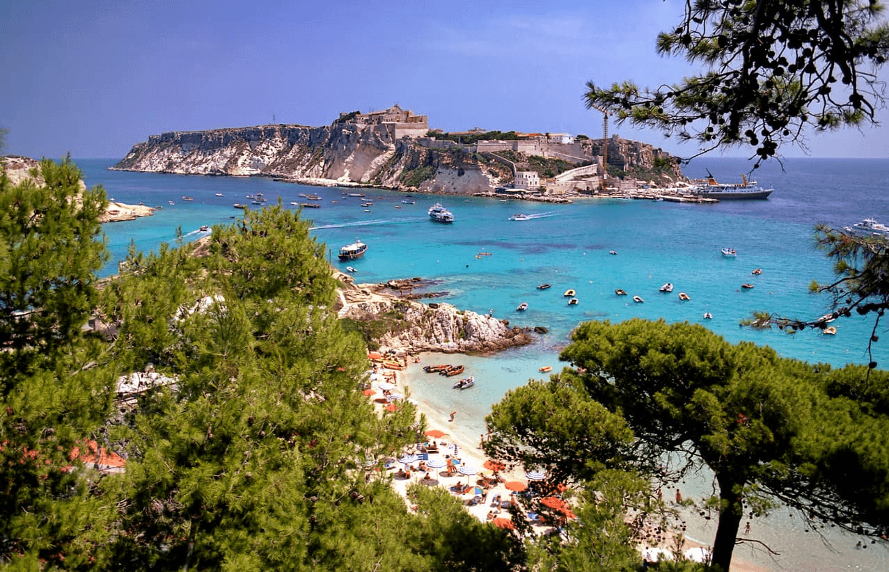 Where Do Italians Go on Vacation?