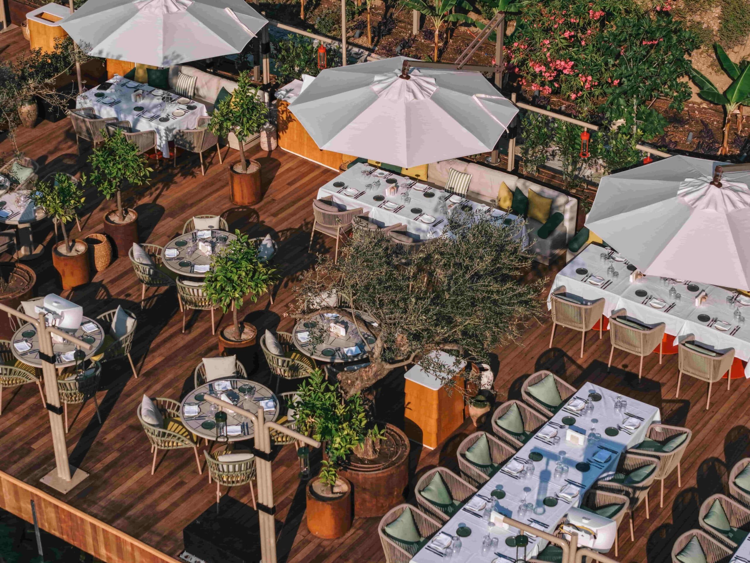 Su Kenarındaki Köy: Miori