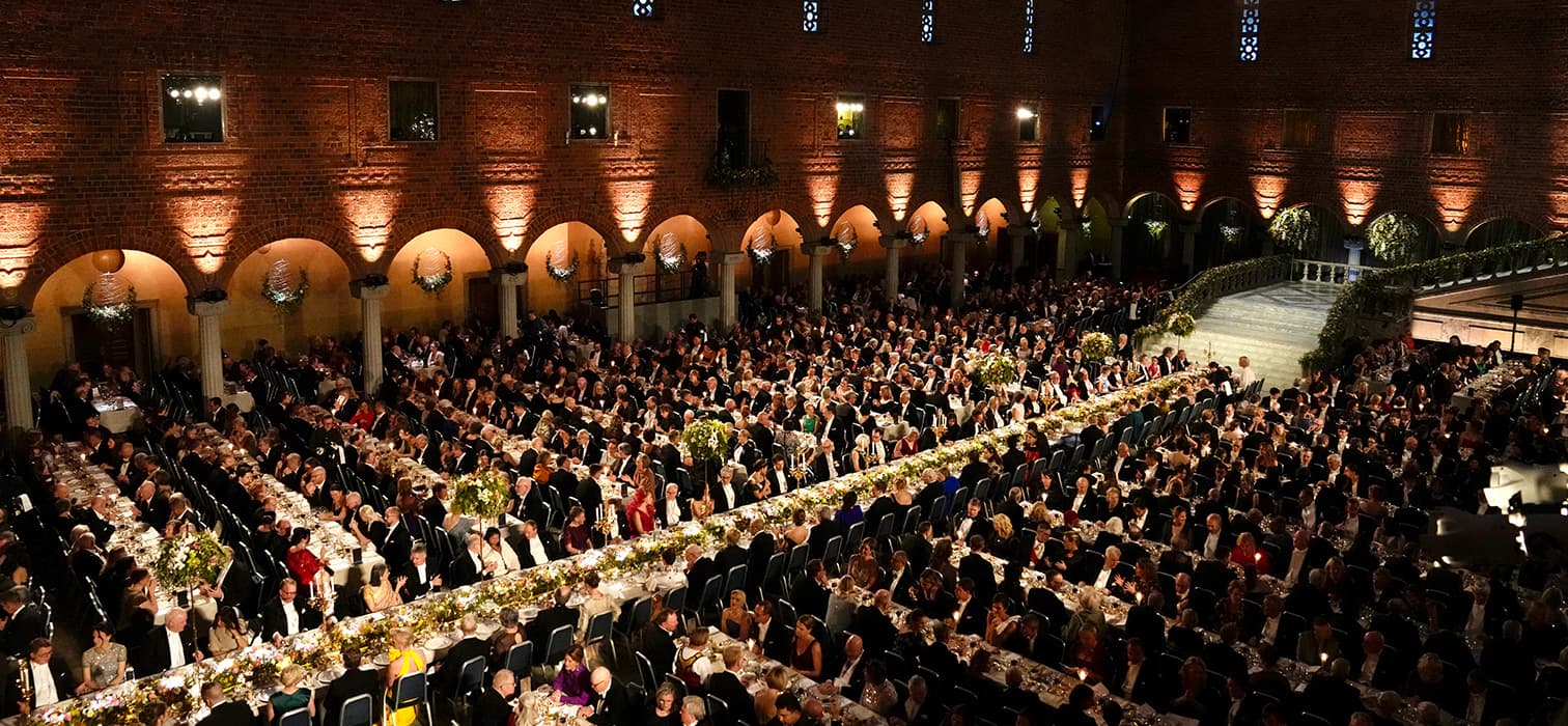 Edebiyatta Zafer Yarışı: Nobel ve Booker Ödülleri