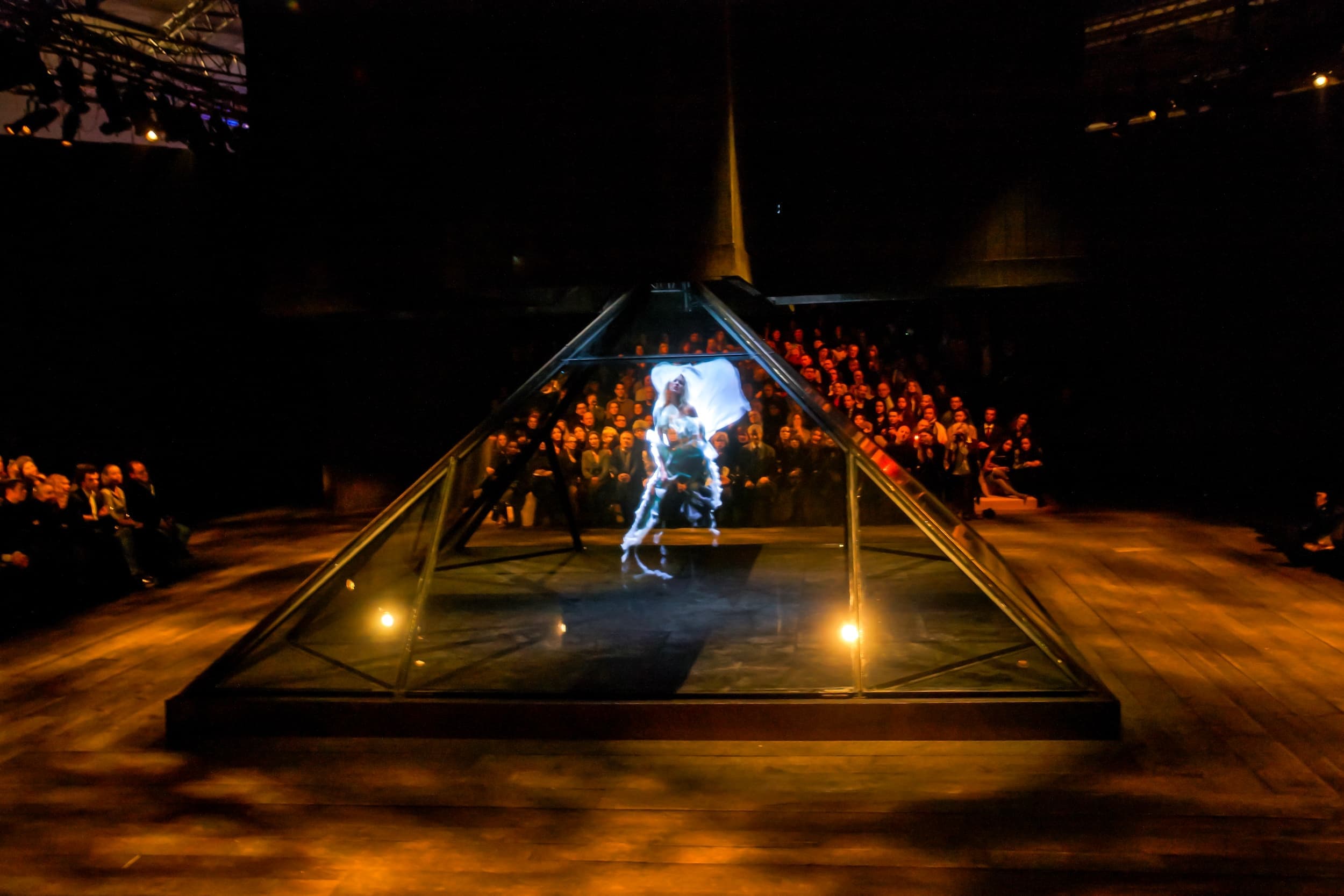 catwalkun 100 yillik hikayesi 16