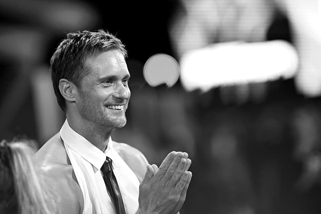 2025 moda raporu Alexander Skarsgard