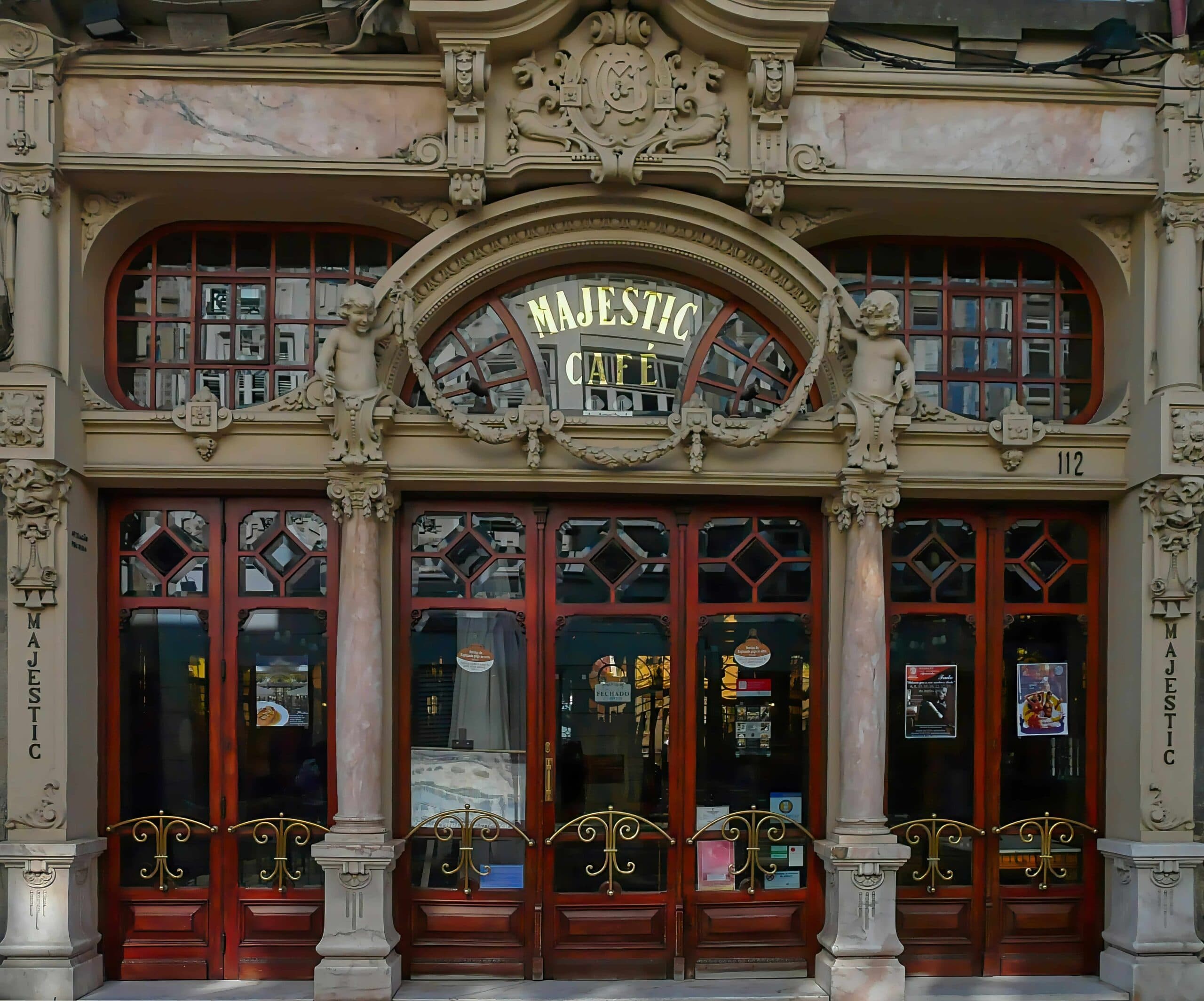 dunyanin en eski kafeleri majestic