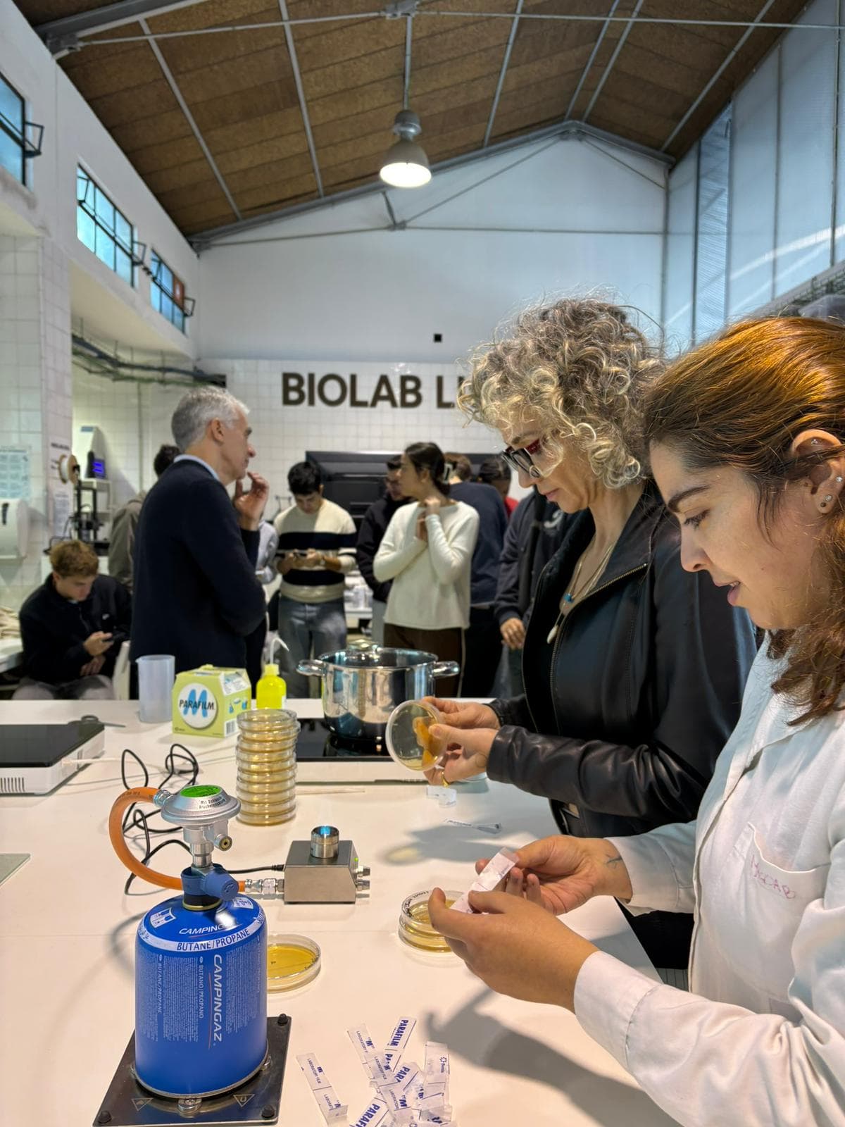 biyosanat nedir Laboratuvar7