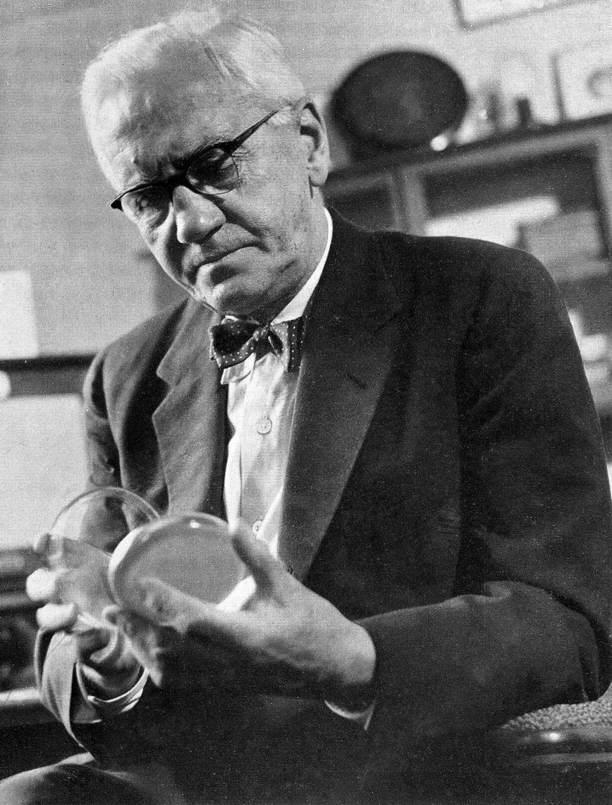 biyosanat nedir Sir Alexander Fleming
