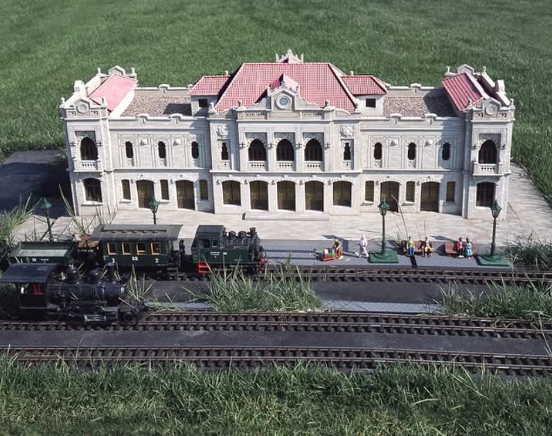 miniaturk2