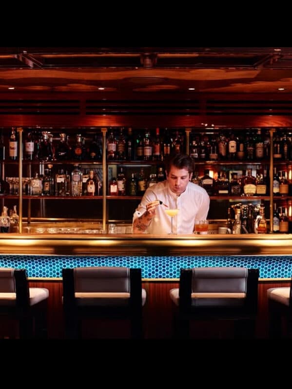 Topside Bar2