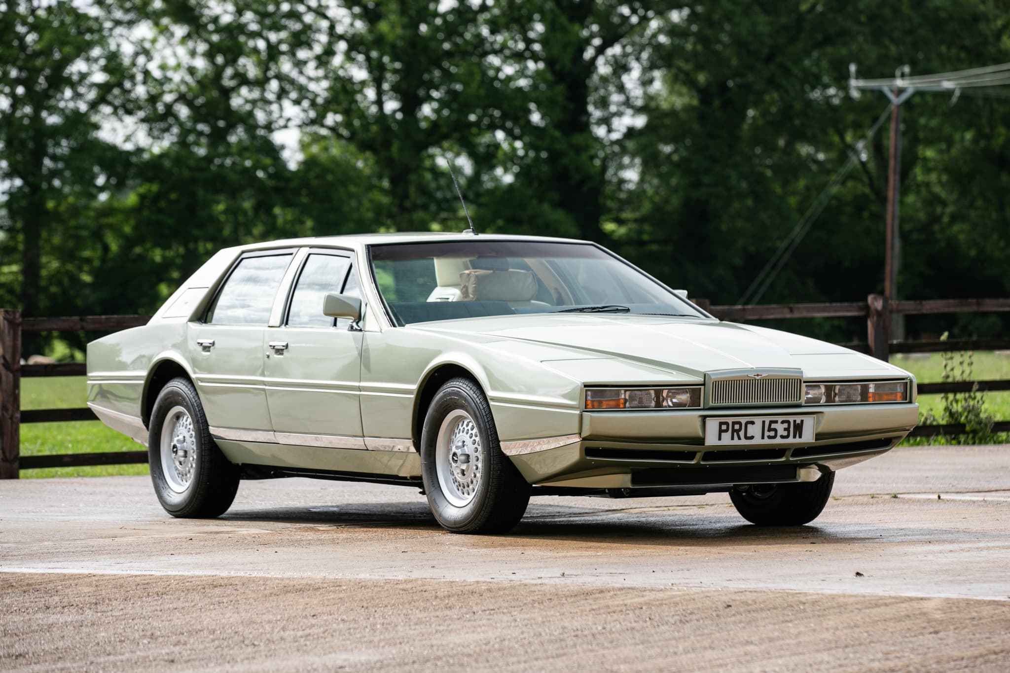 Hamilton Aston Martin Lagonda