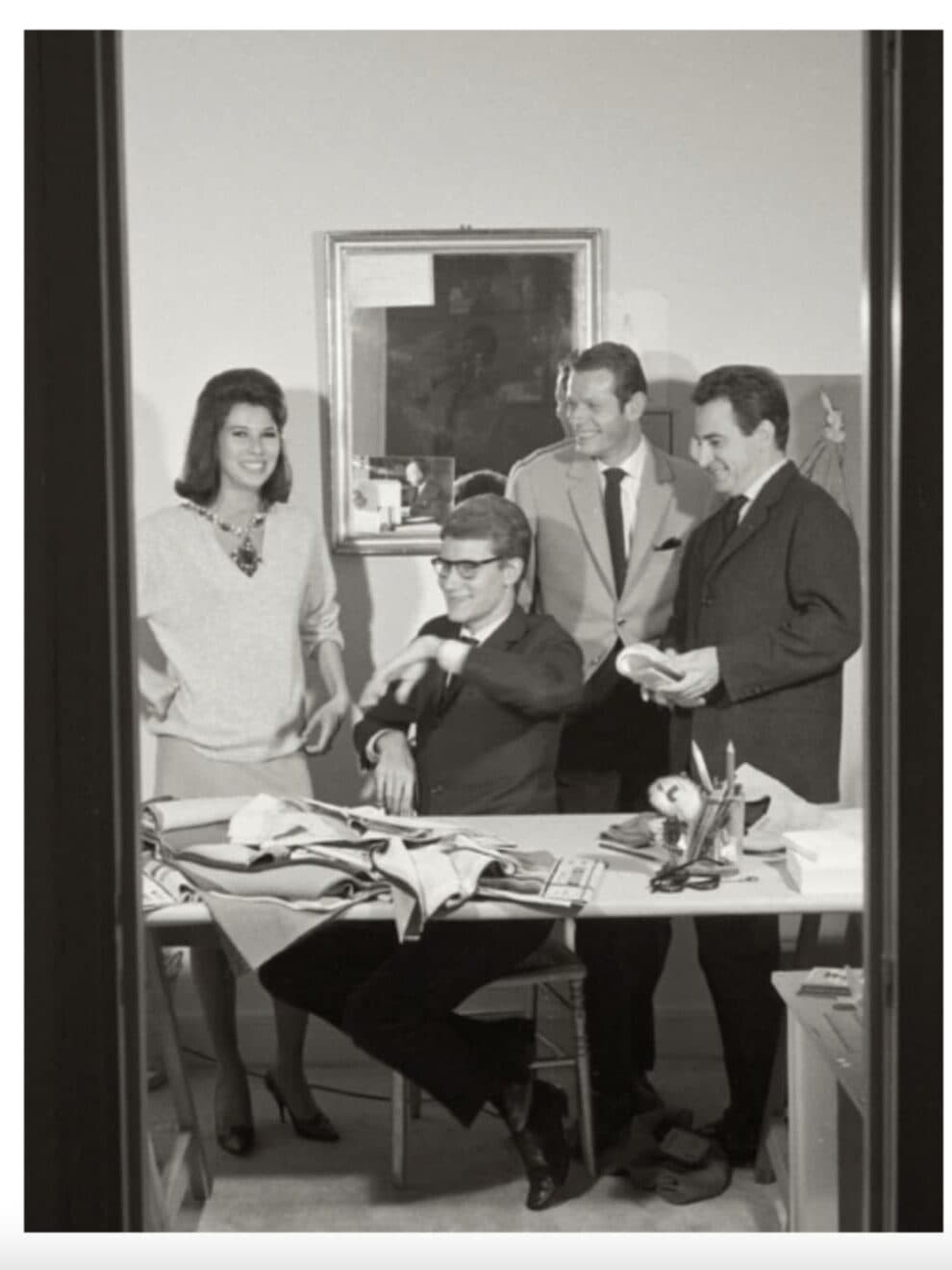 Yves Saint Kitap