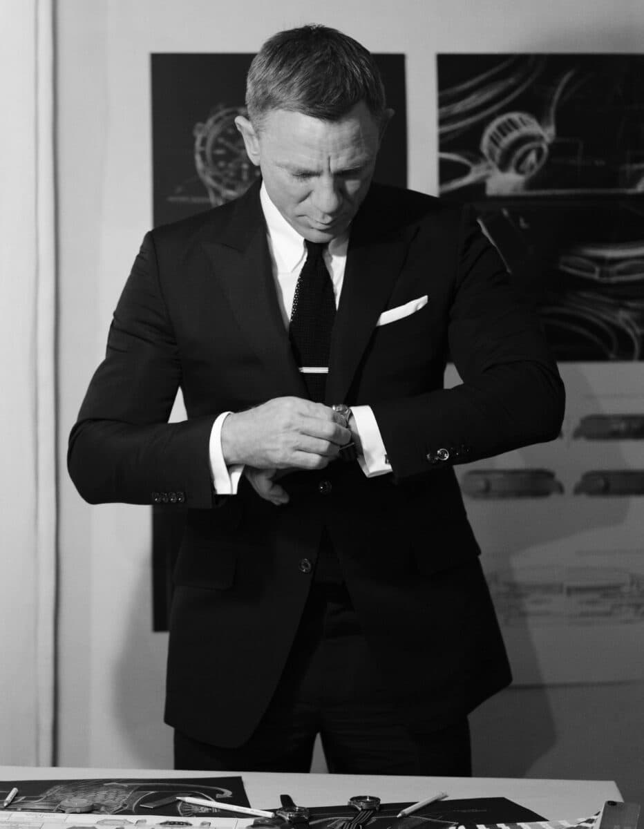 Daniel Craig OMEGA 01