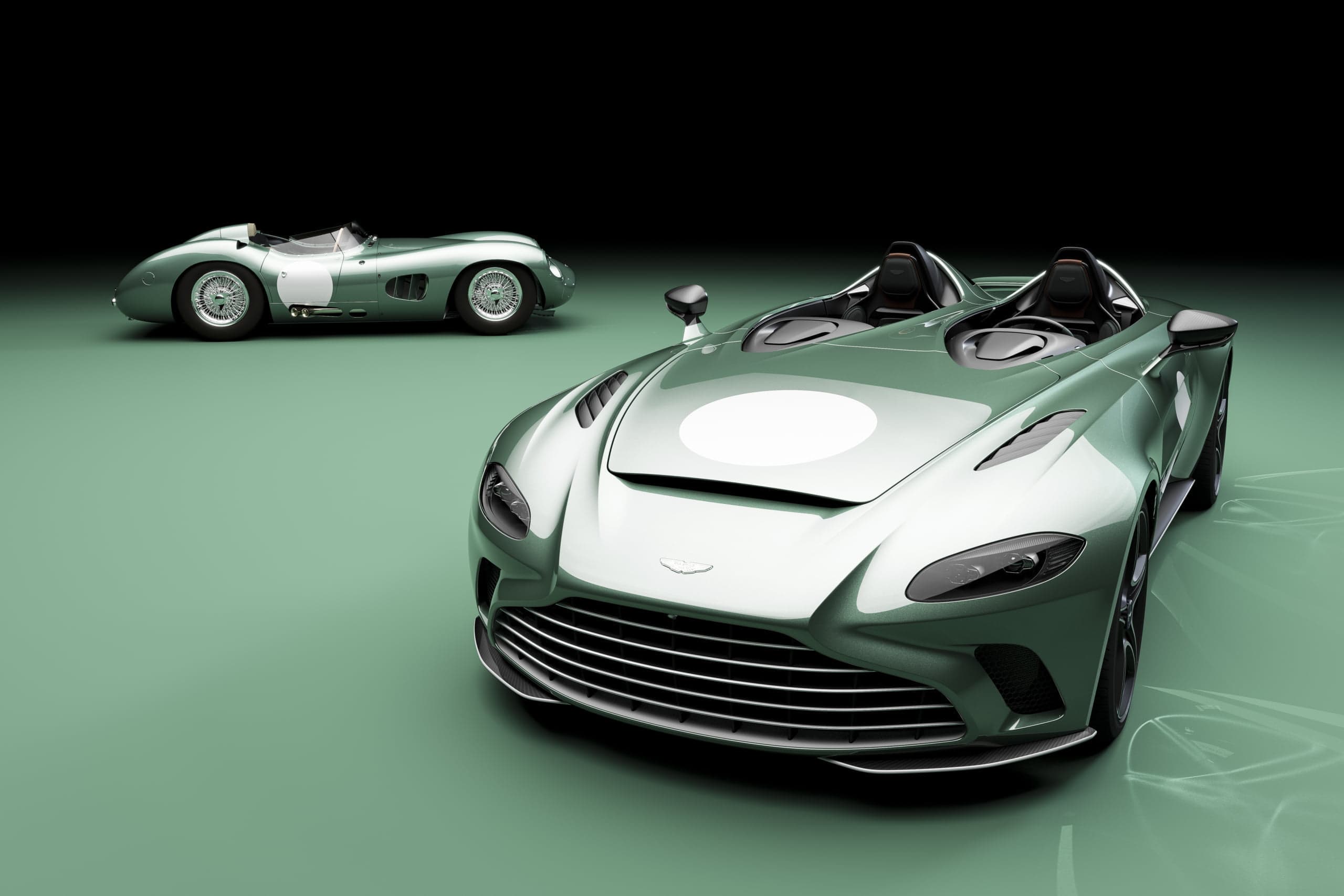 Aston Martin’in Yeni Bespoke Otomobili: V12 Speedster
