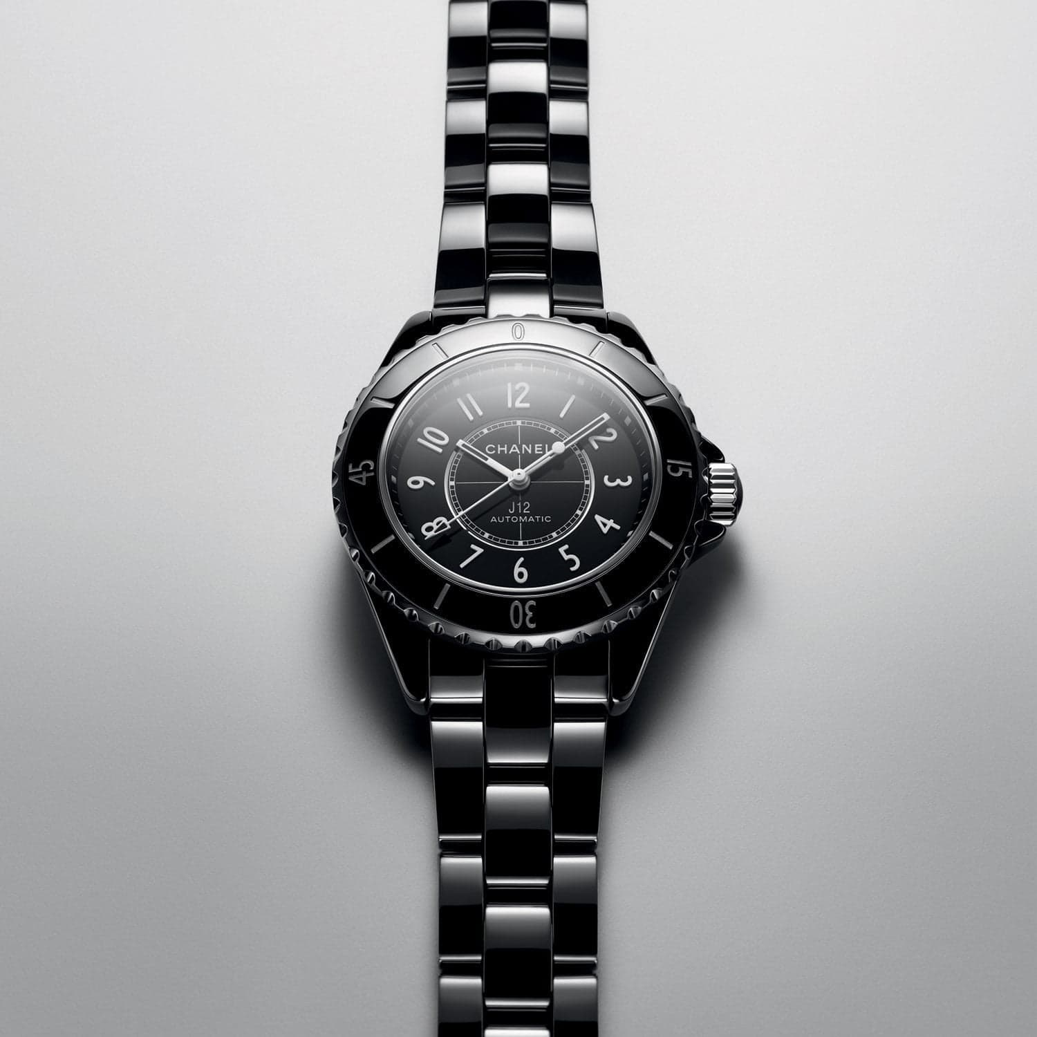 Watches and Wonders 2022: Chanel J12 Rüzgârı Esmeye Devam Ediyor