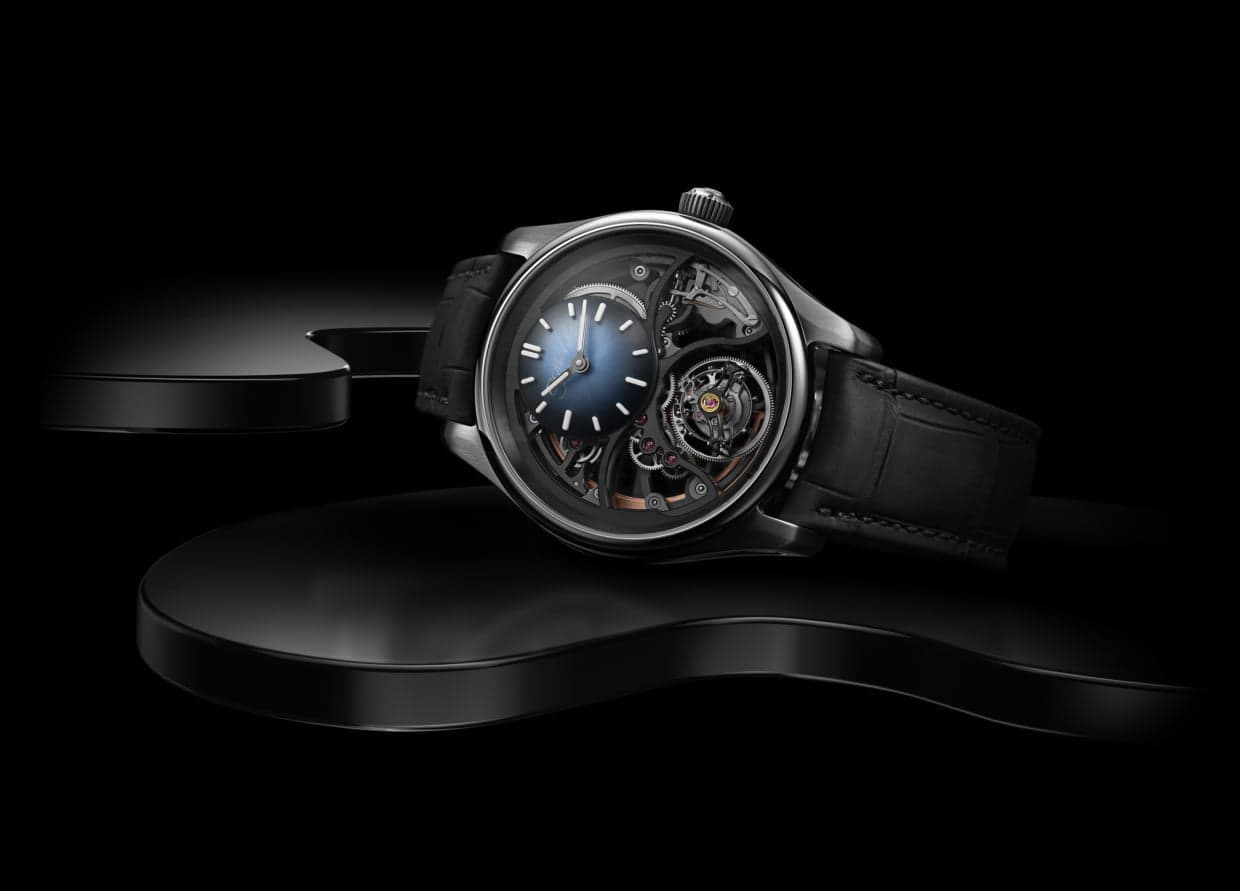 HMoser 3811 1200 Pioneer Cylindrical Tourbillon Skeleton Lifestyle 04