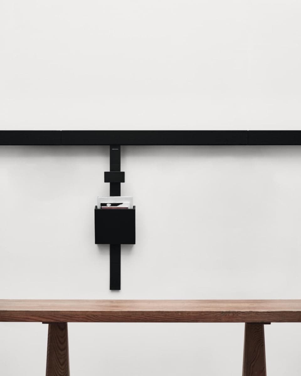 kvadrat raf simons accessories shaker system gotlandia campaign 2022 01 black low srgb jpeg 4 1