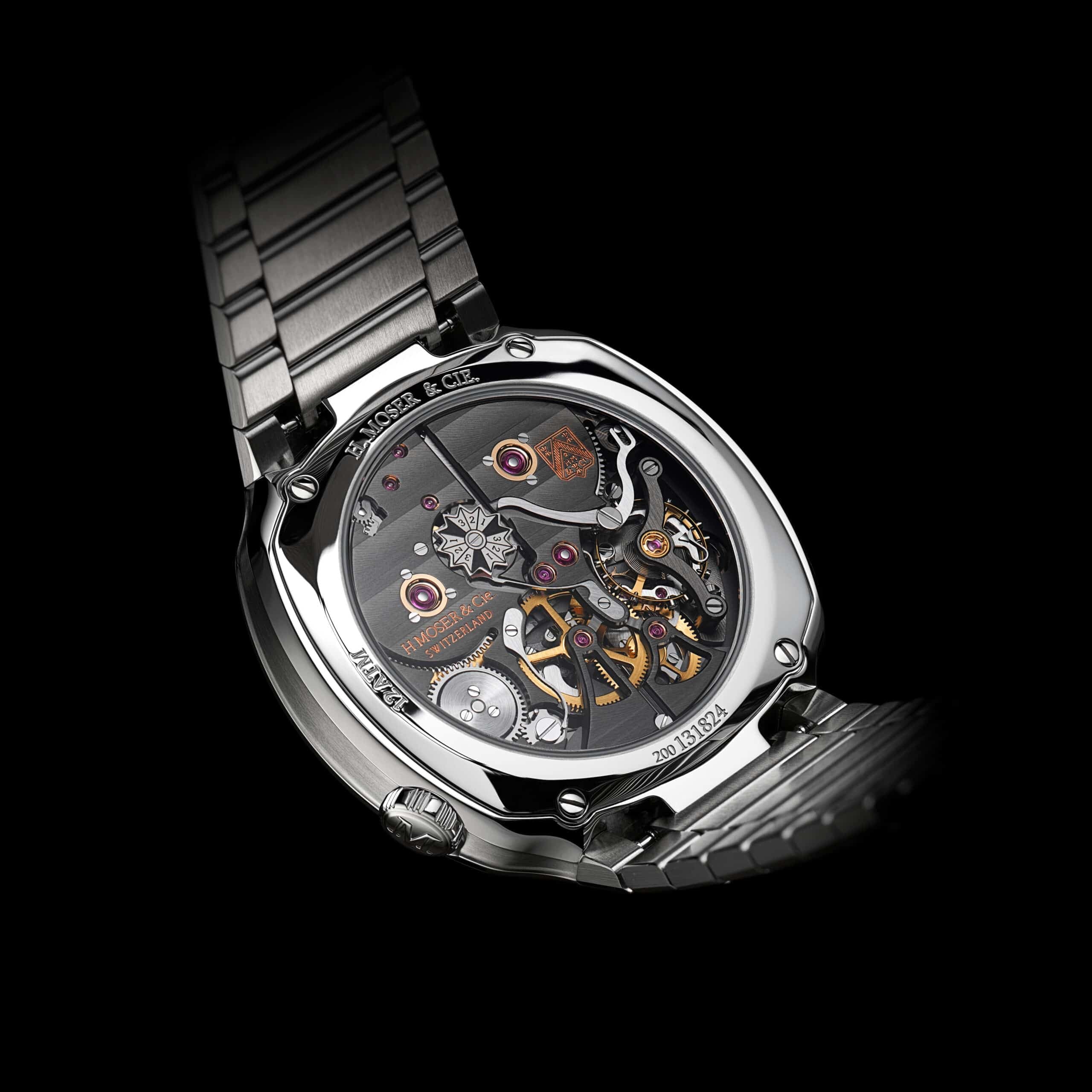 HMoser 6812 1201 Streamliner Perpetual Calendar ST SmokedSalmon Caseback B