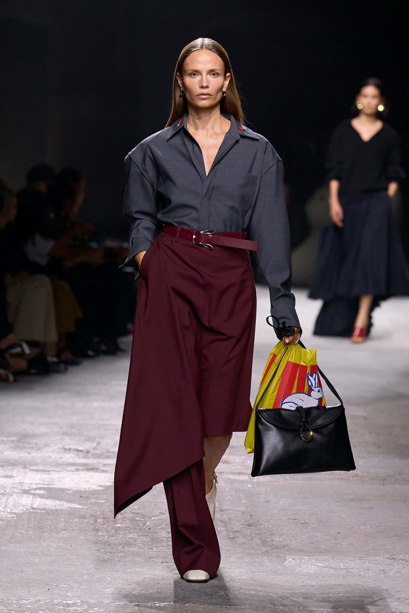 Milano Moda Haftasi İlkbahar Yaz 2025 Bottega Veneta 01