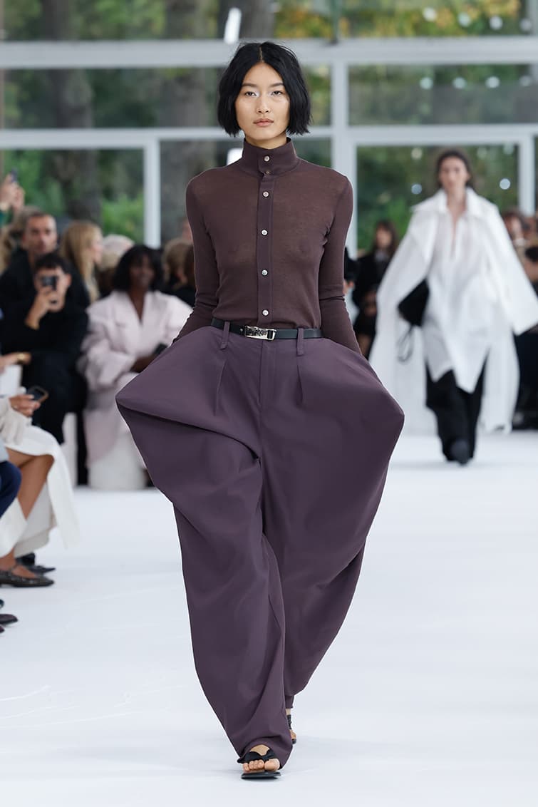 Paris Fashion Week ISSEY MIYAKE SS25 RUNWAY 14