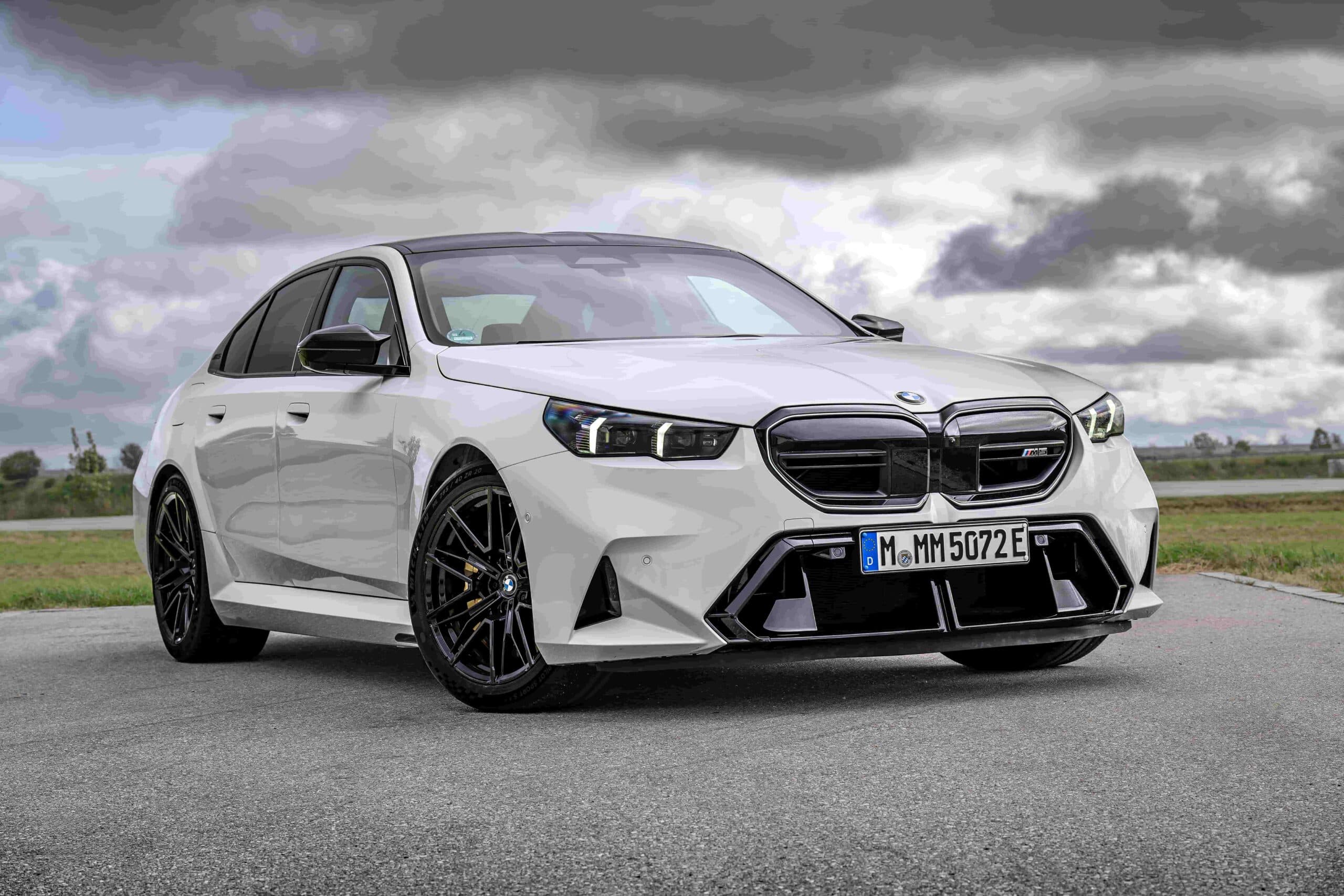 2025 yilinda satisa cikacak otomobiller BMW M5 Sedan