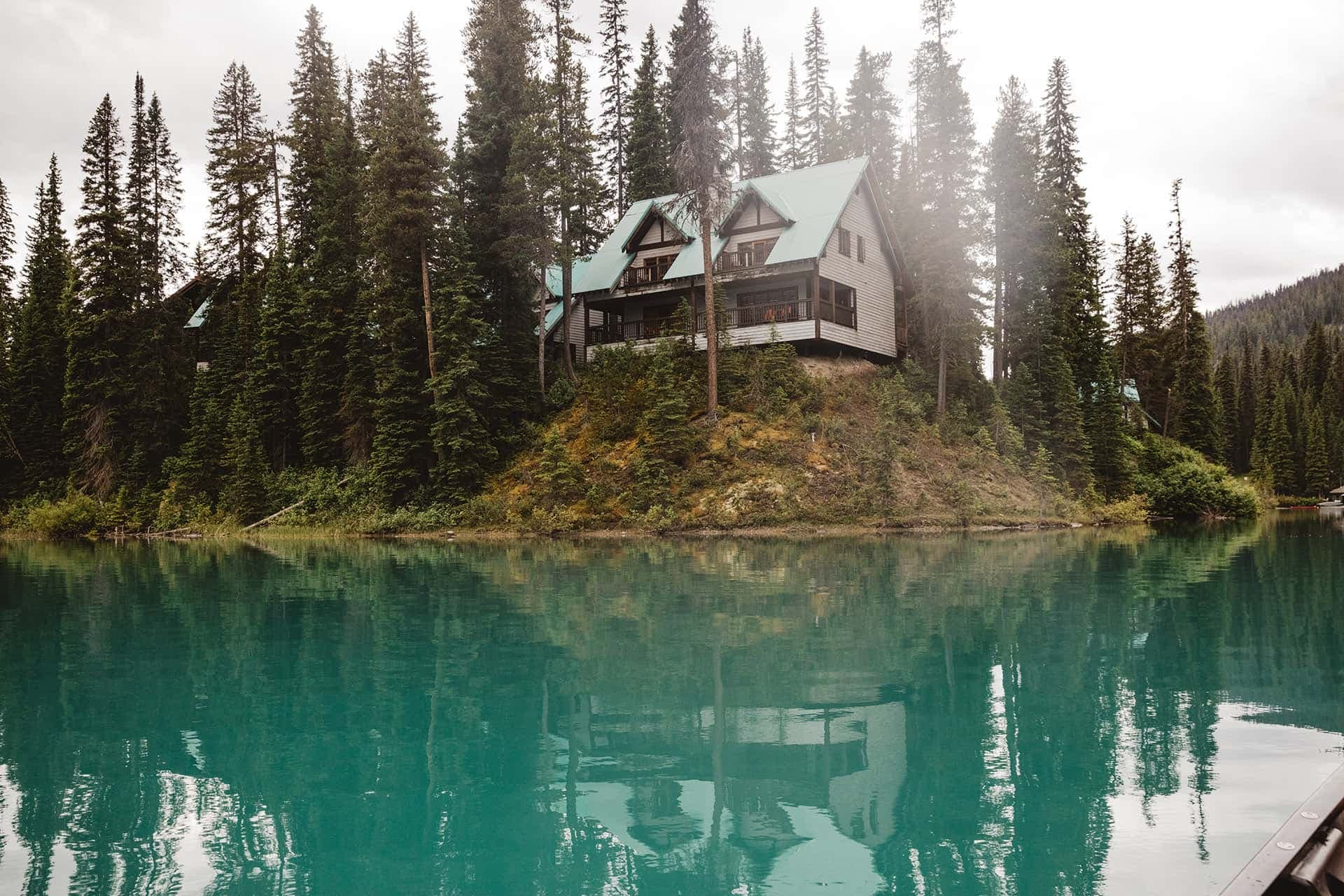 dunyanin en guzel gol manzarali otelleri emerald 02 1