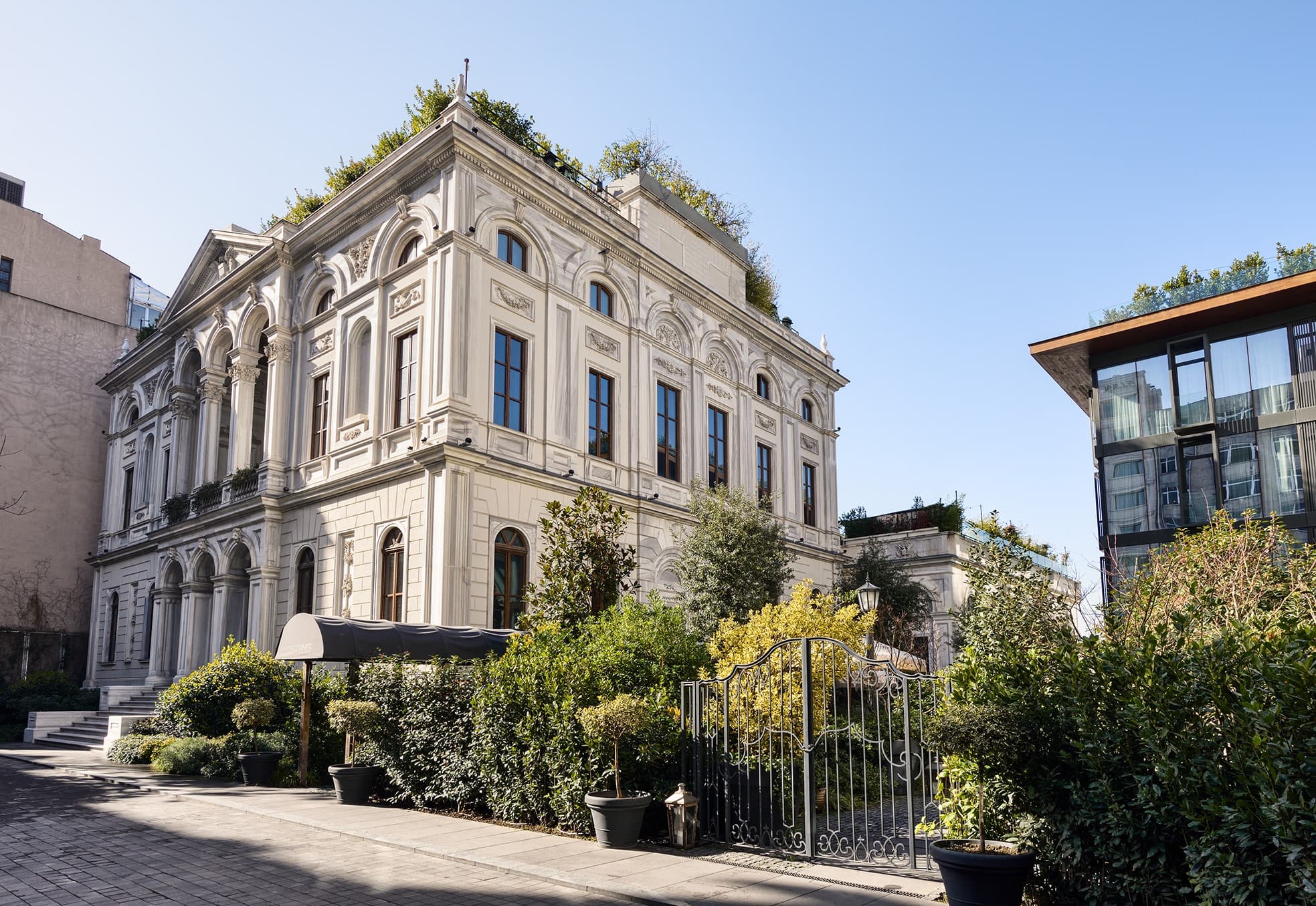 istanbulun en guzel dugun mekanlari soho 01