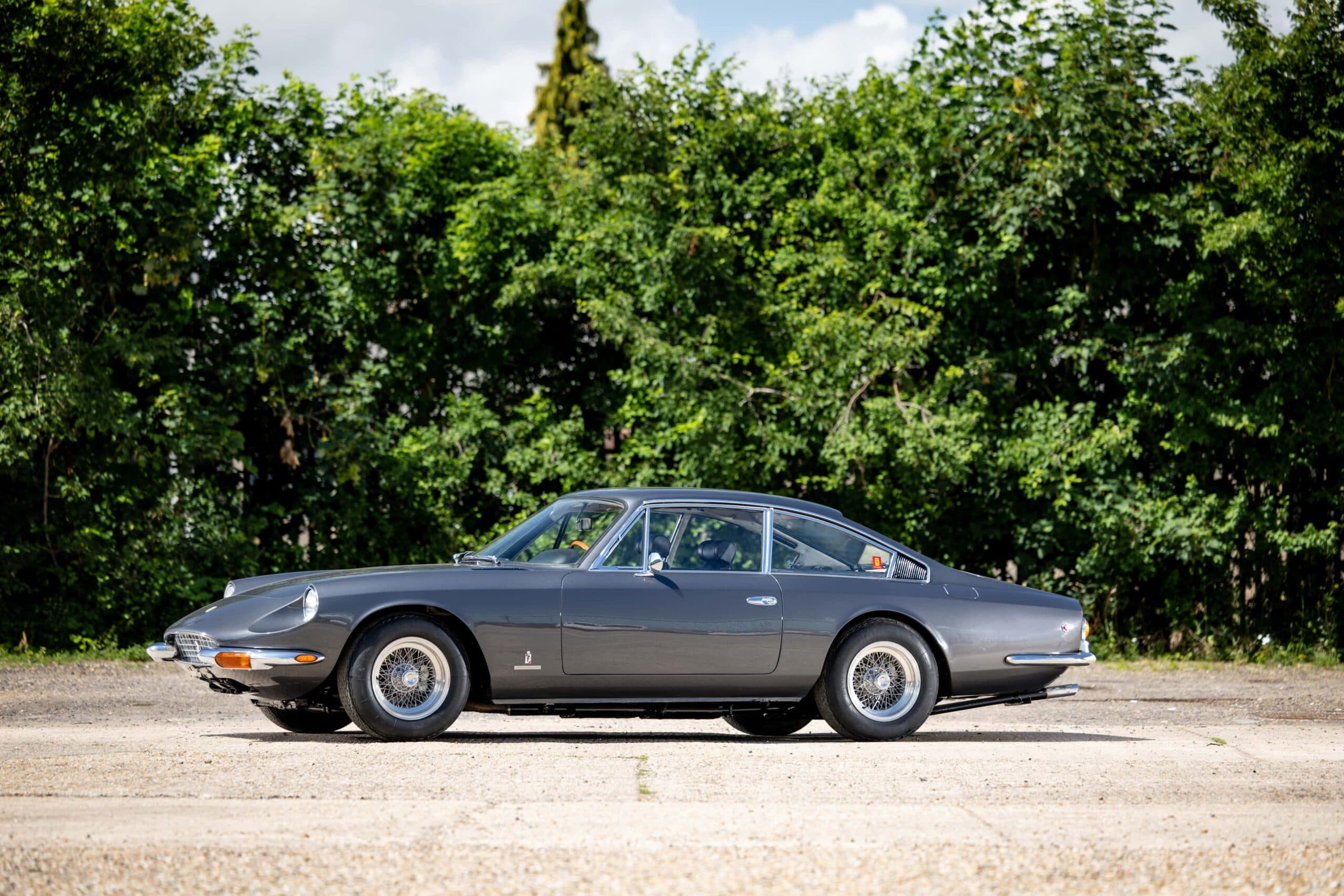En Cok Otomobili Olan Unluler 1970 Ferrari 365 Gt 2 2 By Pininfarina 207232