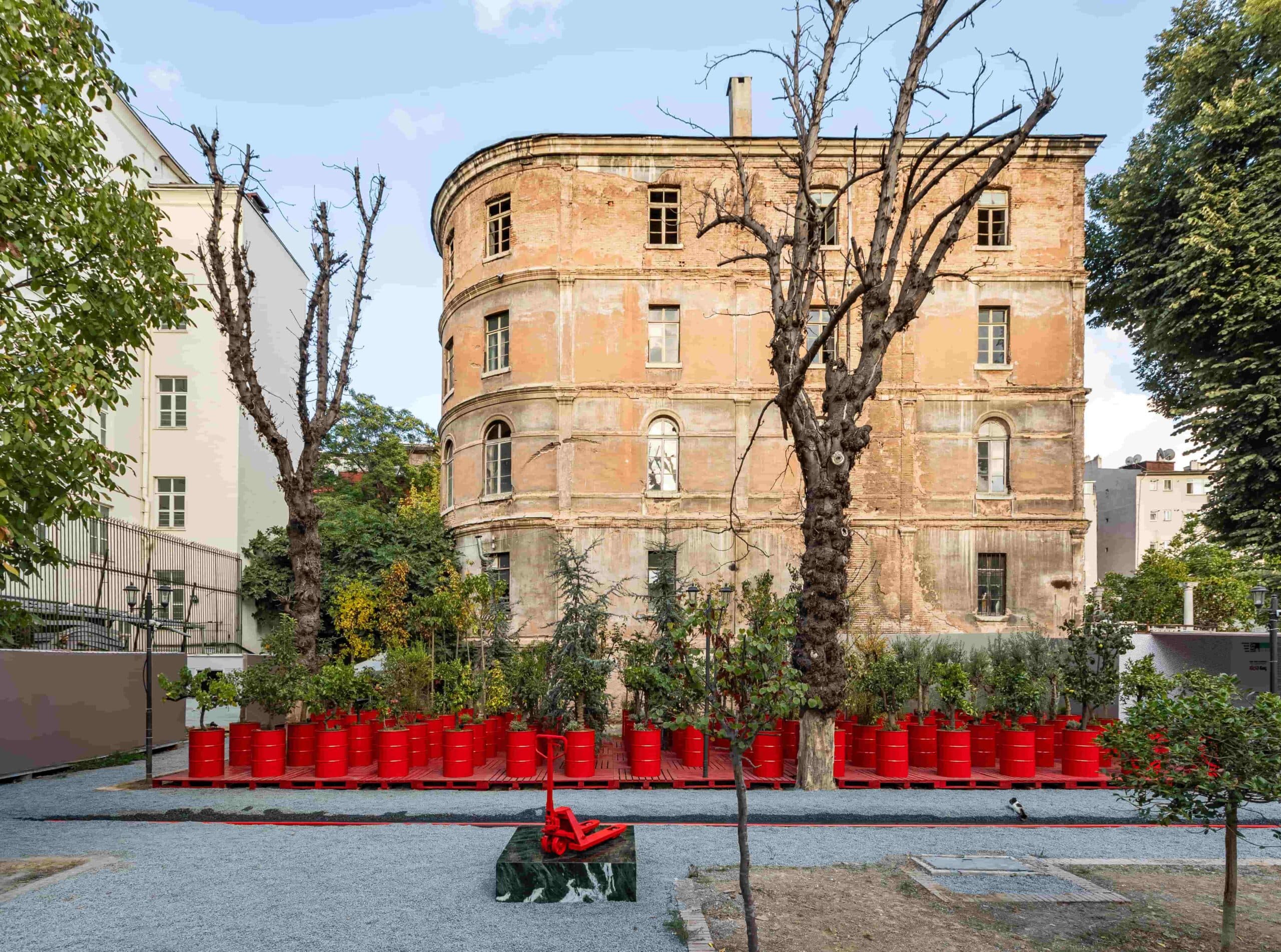 Nde Mutlaka Gormeniz Gereken Sanatcilar Khalil