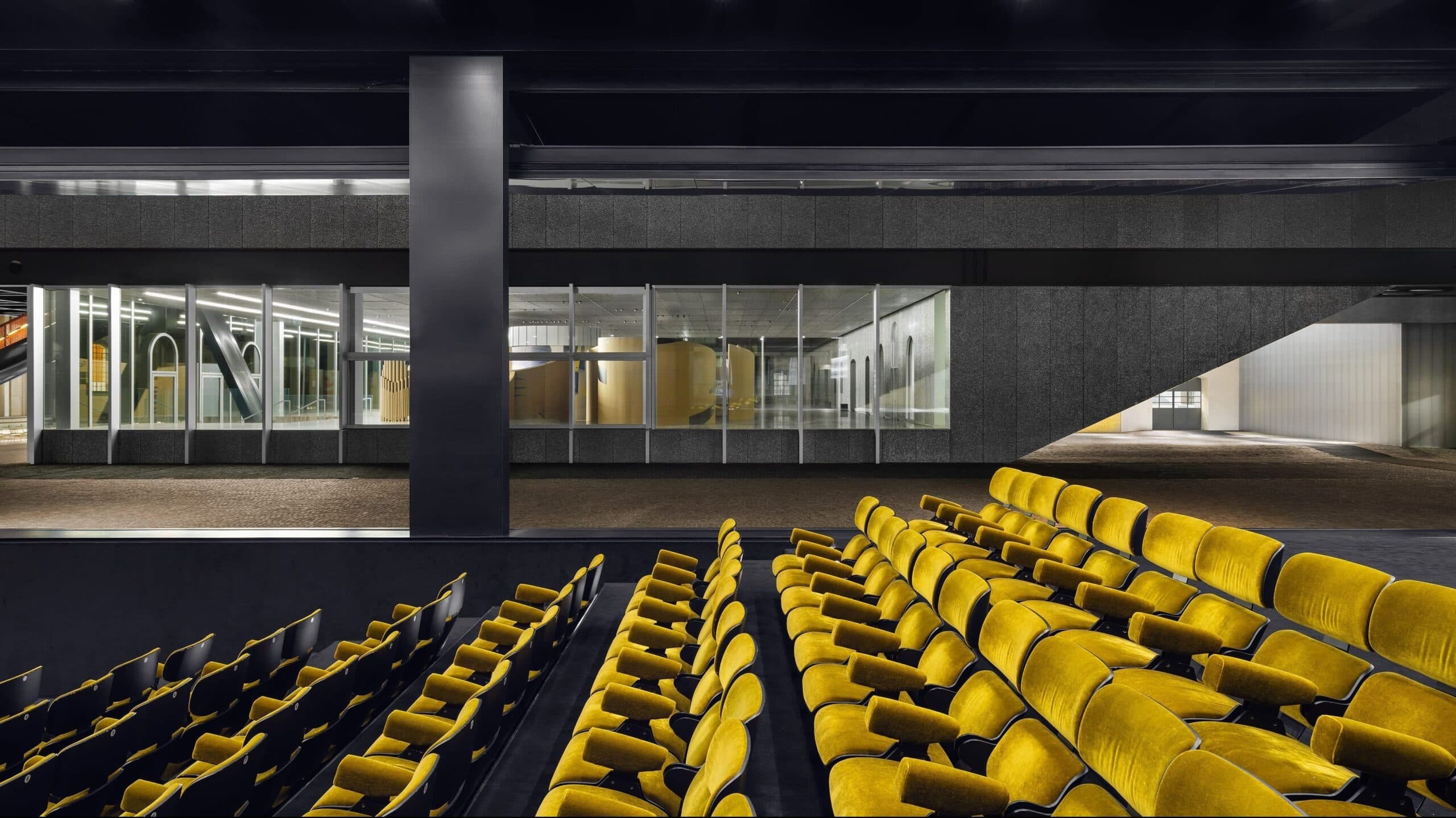 en guzel sinema salonlari Cinema Godard at Fondazione Prada2